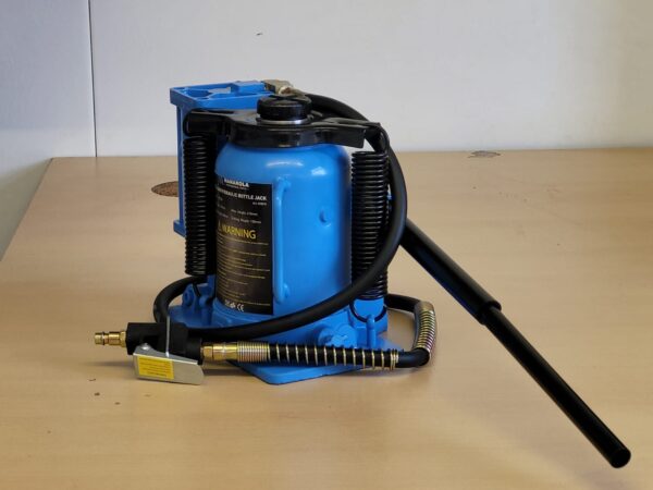 20 Ton Air / Hydraulic Bottle Jack With Wide Base 3 20 Ton Air / Hydraulic Bottle Jack With Wide Base - Image 3