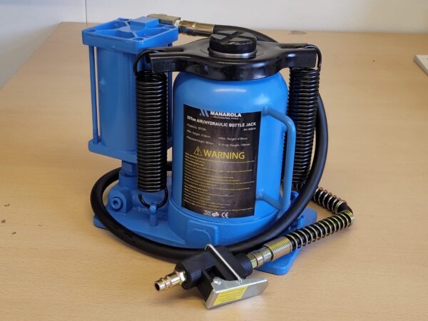 20 Ton Air / Hydraulic Bottle Jack With Wide Base 1 20 Ton Air / Hydraulic Bottle Jack With Wide Base