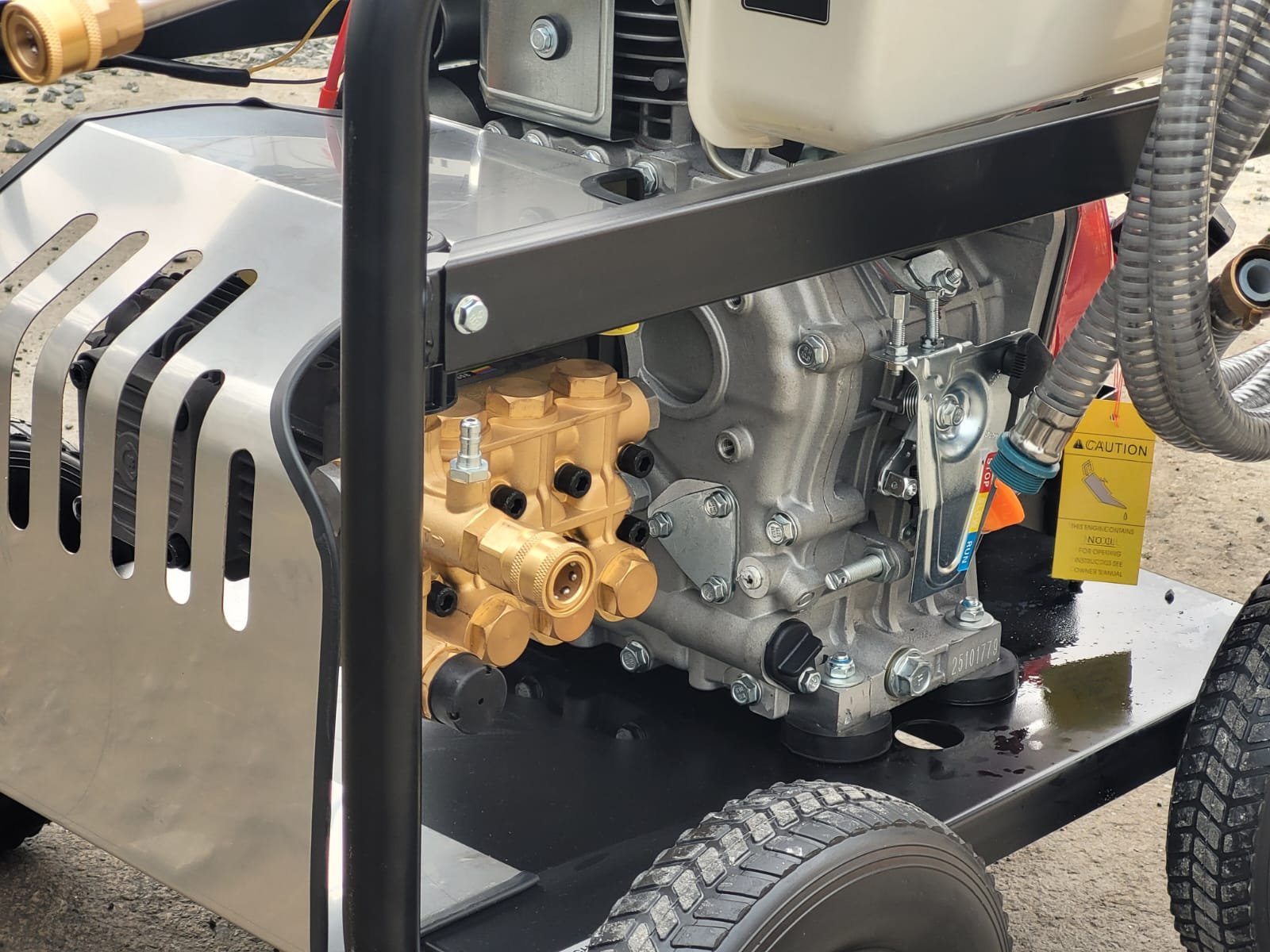 Manarola 10HP High Power Diesel Power Washer - Image 4